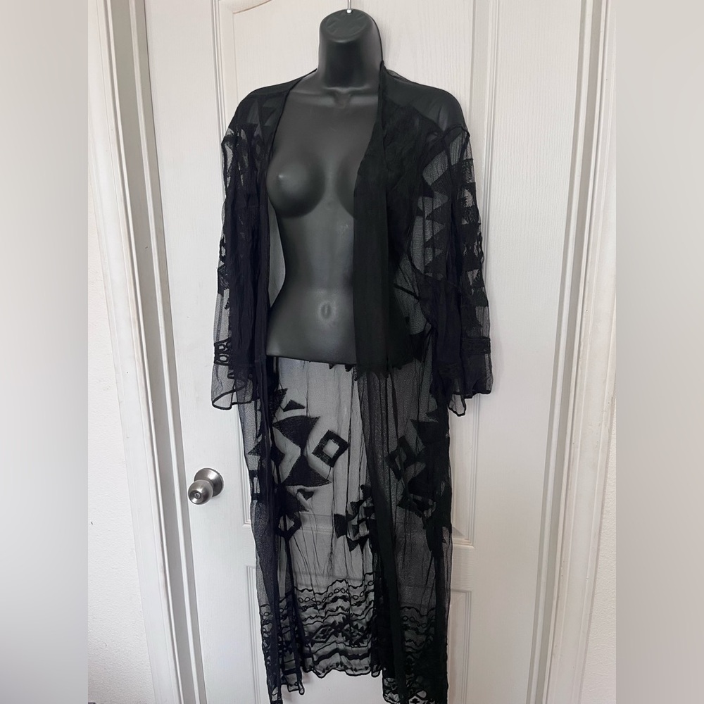 Black lace western shawl